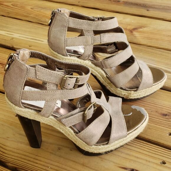 Simply Vera womens platform heels size 7 - Picture 1 of 10